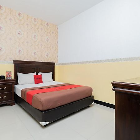 Reddoorz Near Taman Krida Budaya Malang Exteriér fotografie