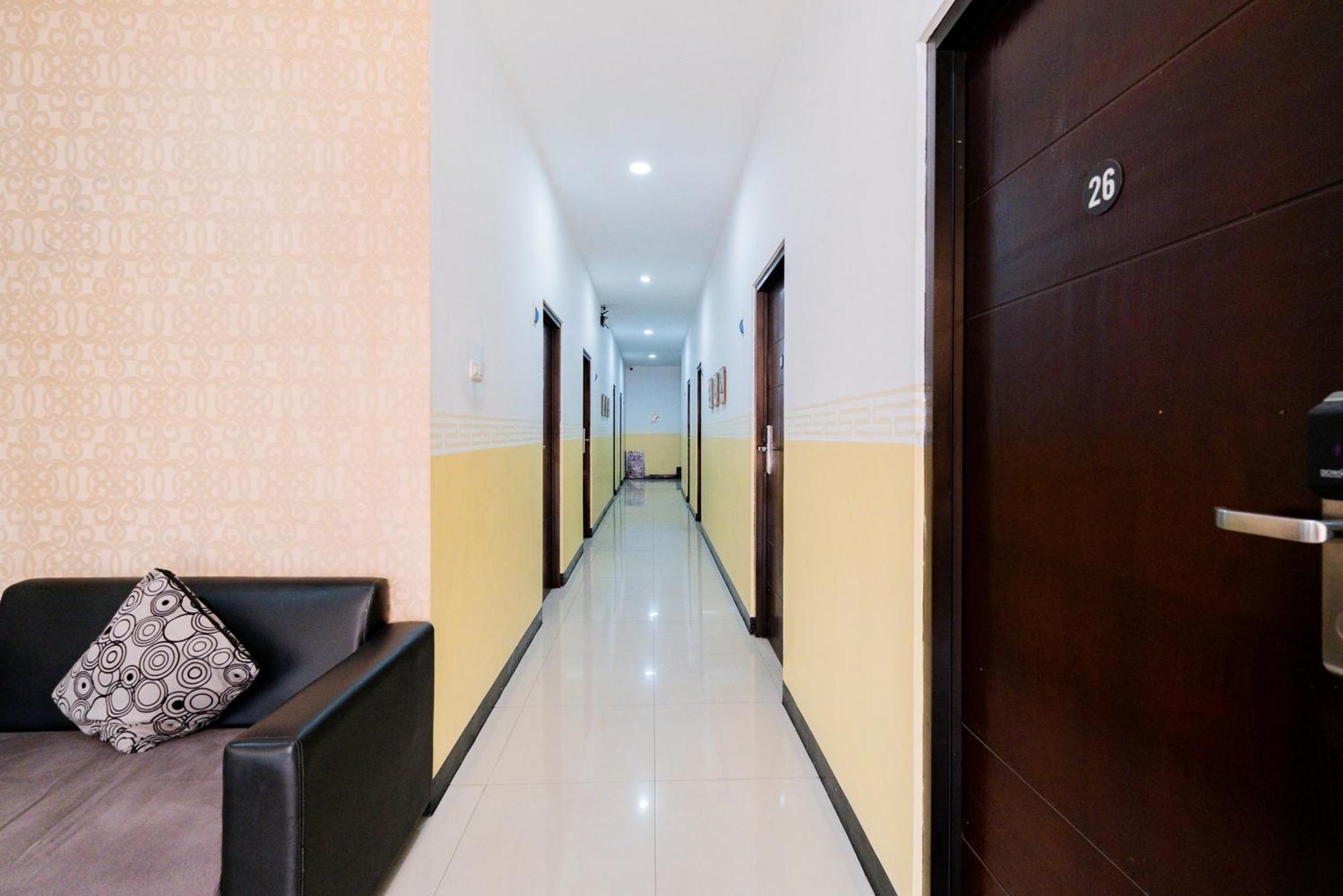 Reddoorz Near Taman Krida Budaya Malang Exteriér fotografie