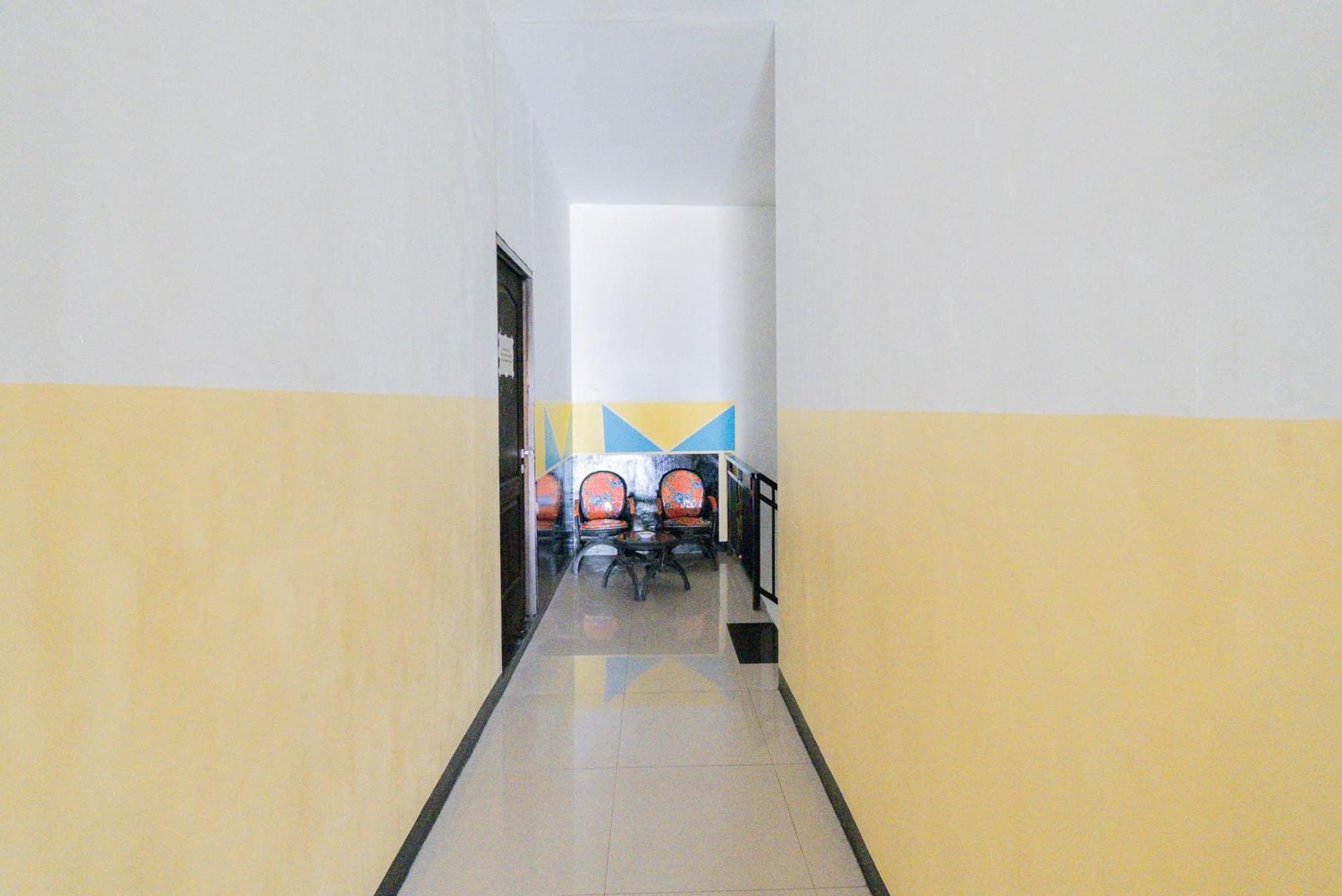 Reddoorz Near Taman Krida Budaya Malang Exteriér fotografie