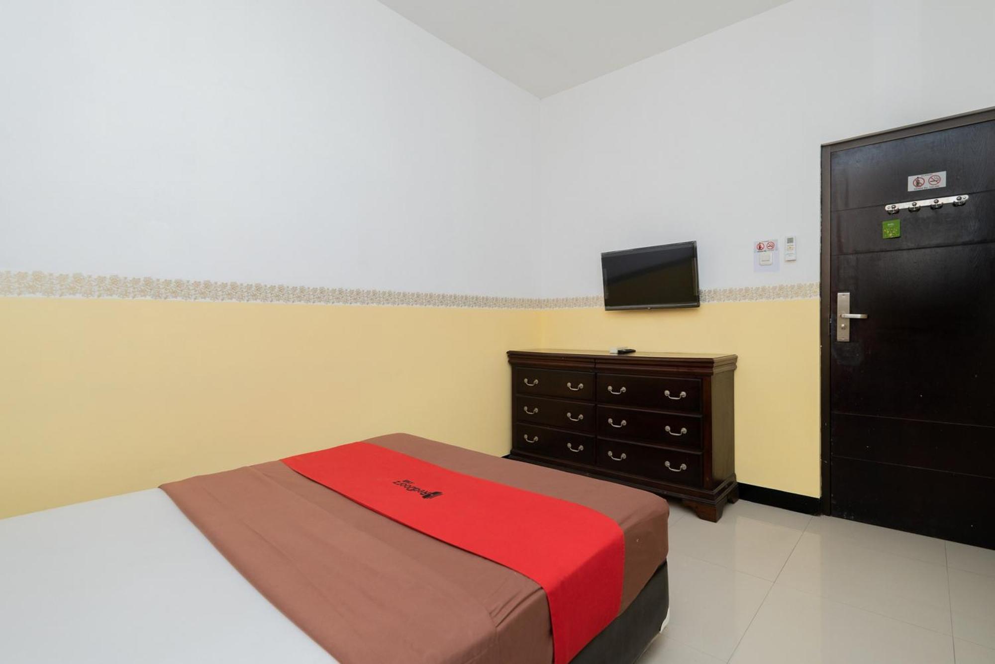 Reddoorz Near Taman Krida Budaya Malang Exteriér fotografie