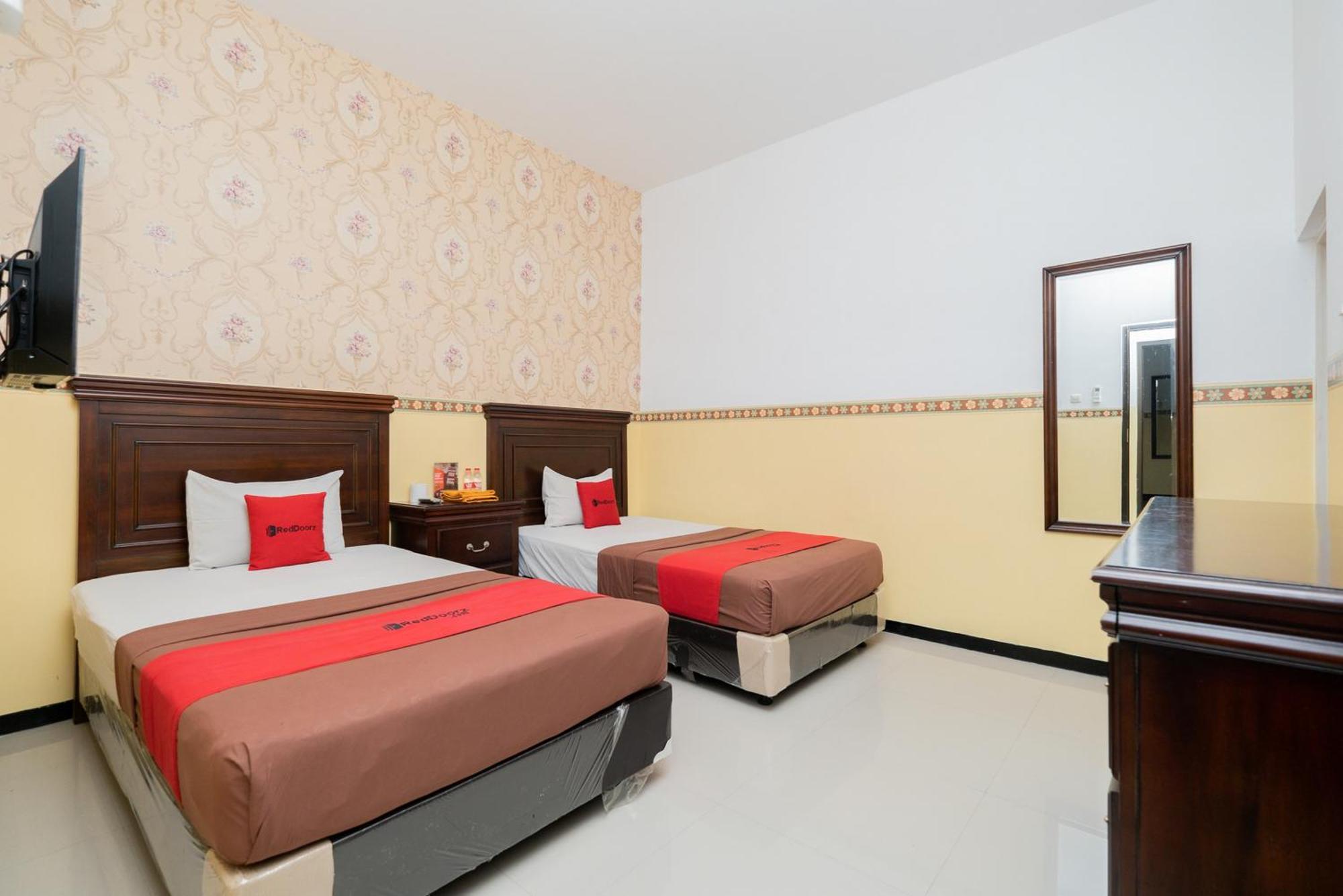 Reddoorz Near Taman Krida Budaya Malang Exteriér fotografie